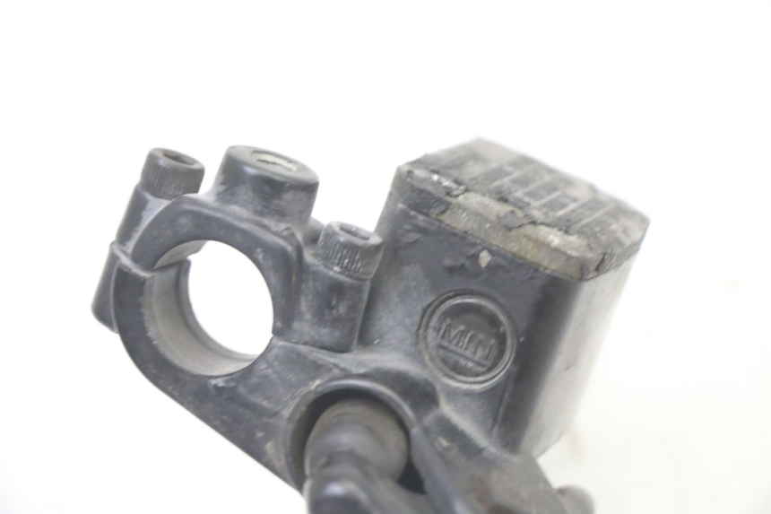 photo de MAITRE CYLINDRE AVANT MBK OVETTO 4T 50 (2008 - 2016) - Vue d’ensemble