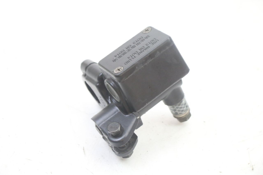 photo de MAITRE CYLINDRE AVANT KYMCO PEOPLE S 125 (2000 - 2008) - Zoom état d’usage