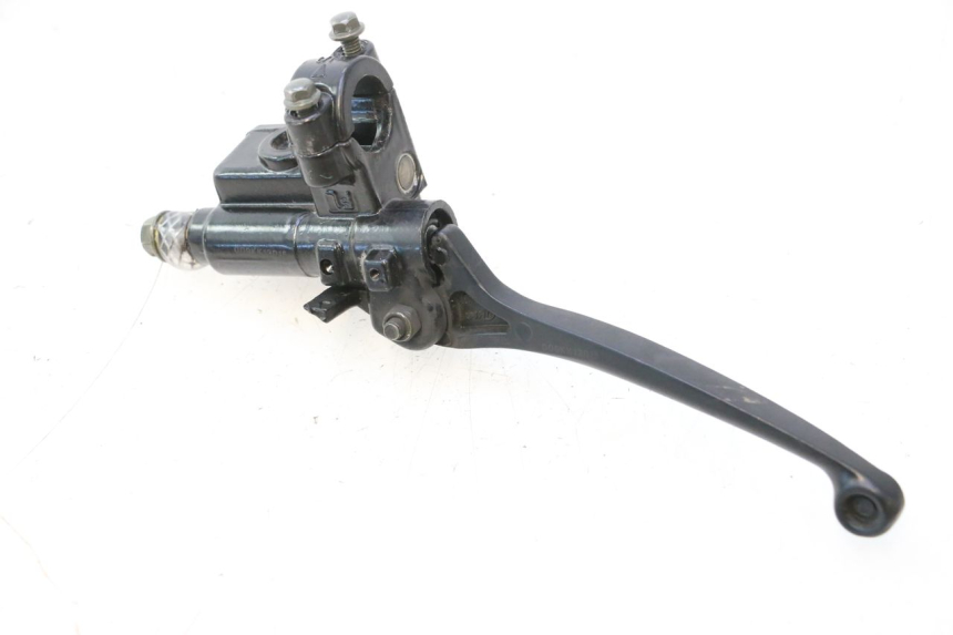 photo de MAITRE CYLINDRE AVANT ORCAL RAPTOR 50 (2015 - 2021) - Gros plan technique