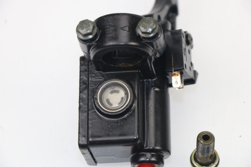 photo de MAITRE CYLINDRE AVANT BHM REVENGER 50 (2009 - 2015) - Zoom état d’usage