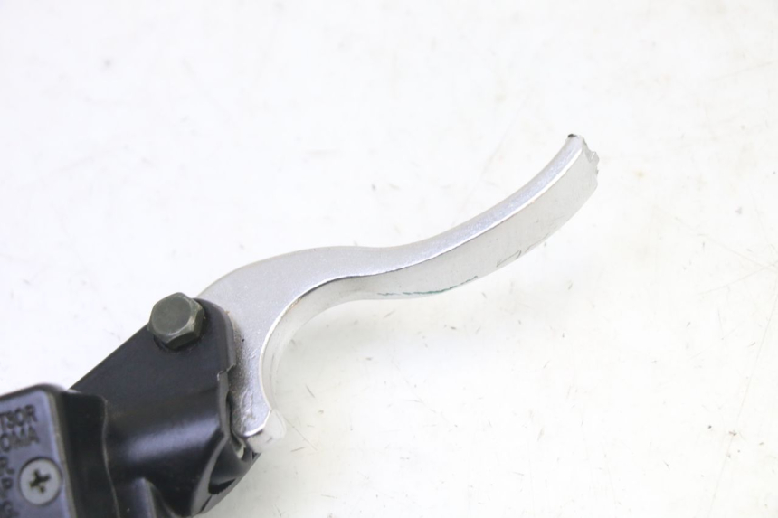 photo de MAITRE CYLINDRE AVANT APOLLO RFZ 125 - Zoom état d’usage