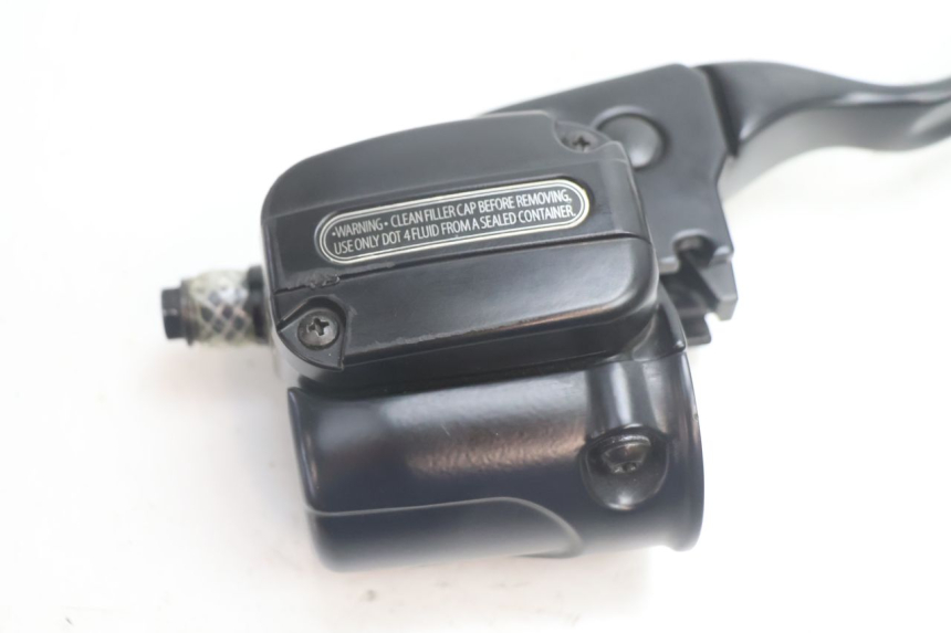 photo de MAITRE CYLINDRE AVANT HARLEY DAVIDSON ROAD GLIDE FLTRXSE 1920 (2018 - 2022) - Détail de la pièce
