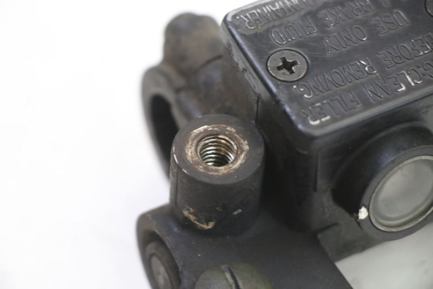 photo de MAITRE CYLINDRE AVANT GILERA RUNNER SL 50 (2006 - 2009) - Autre angle de vue