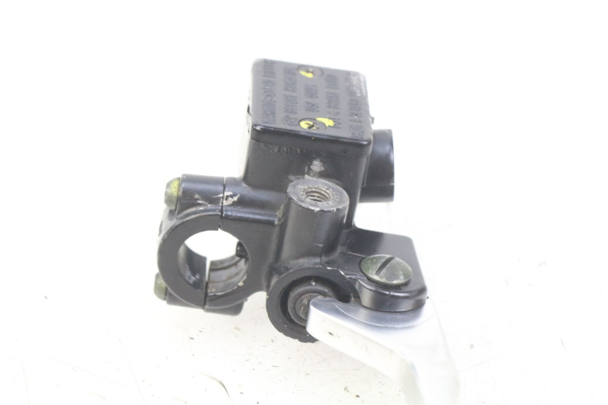 photo de MAITRE CYLINDRE AVANT GILERA RUNNER SP 50 (2009 - 2017) - Gros plan technique