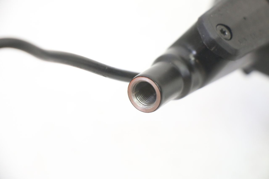 photo de MAITRE CYLINDRE AVANT HERO S10 1 - Zoom état d’usage