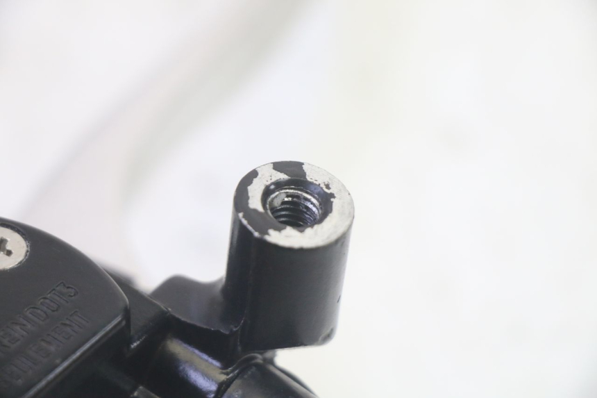 photo de MAITRE CYLINDRE AVANT JM MOTORS SANTANA EVO 50 (2024 - 2026) - Points de fixation