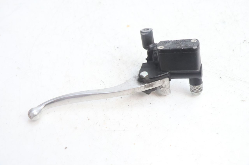 photo de MAITRE CYLINDRE AVANT JM MOTORS SANTANA EVO 50 (2024 - 2026) - Gros plan technique