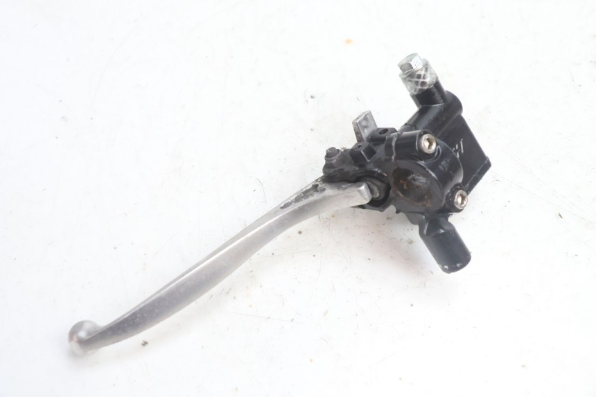 photo de MAITRE CYLINDRE AVANT JM MOTORS SANTANA EVO 50 (2024 - 2026) - Points de fixation