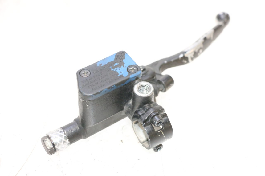 photo de MAITRE CYLINDRE AVANT PEUGEOT SATELIS COMPRESSOR K15 125 (2006 - 2009) - Points de fixation