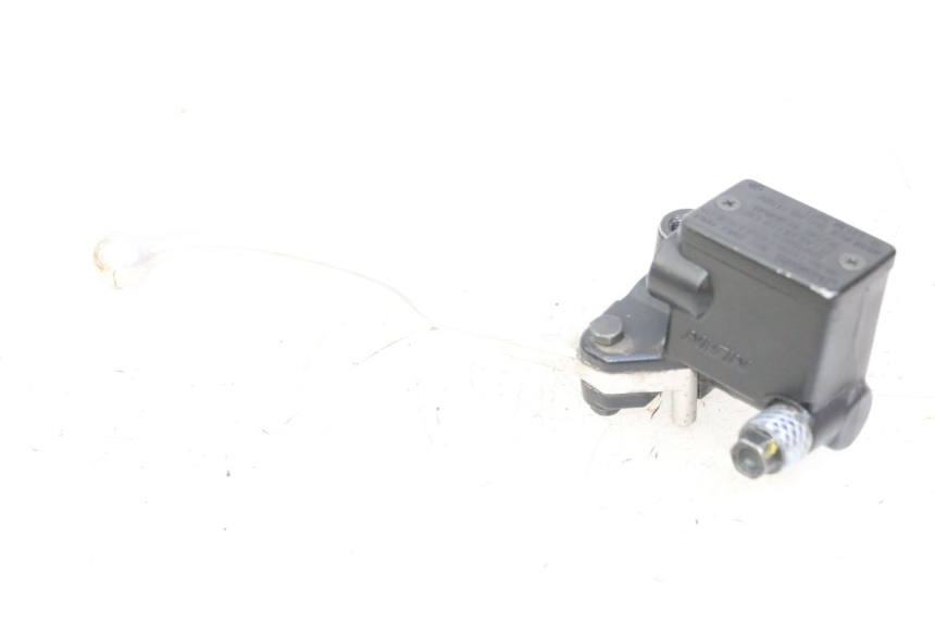 photo de MAITRE CYLINDRE AVANT PEUGEOT SATELIS 125 (2013 - 2018) - Pièce contrôlée