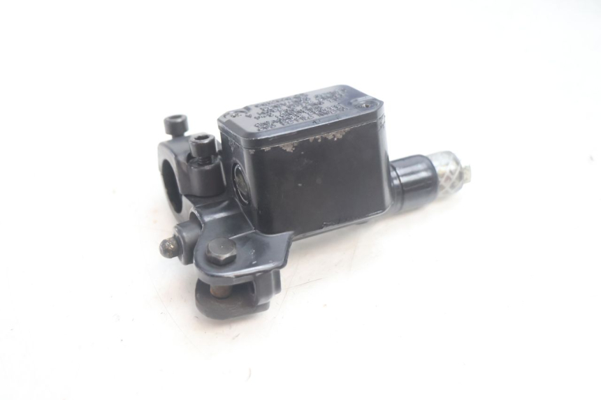 photo de MAITRE CYLINDRE AVANT YAMAHA SLIDER 50 (1999 - 2004) - Vue principale
