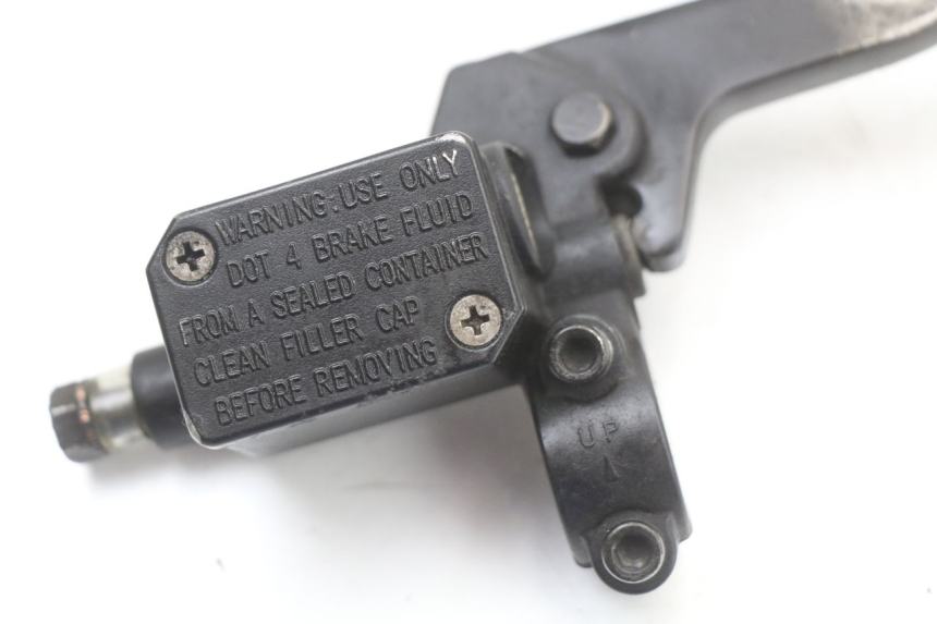 photo de MAITRE CYLINDRE AVANT APRILIA SR CARB LC 2T 50 (2004 - 2012) - Autre angle de vue