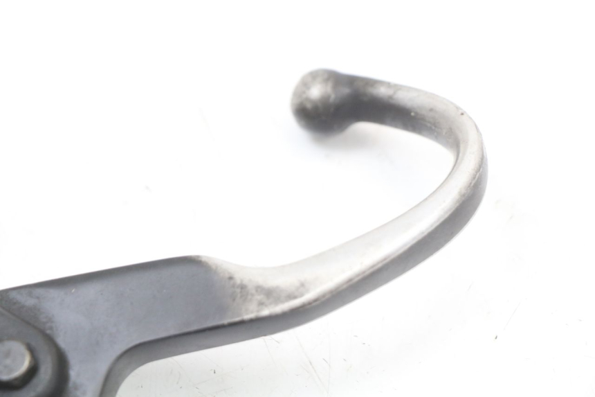 photo de MAITRE CYLINDRE AVANT APRILIA SR CARB LC 2T 50 (2004 - 2012) - Gros plan technique