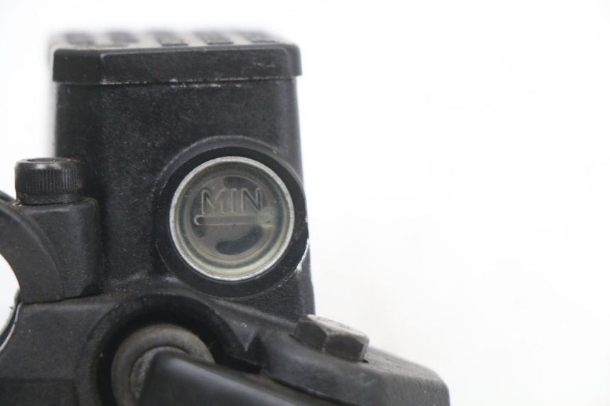 photo de MAITRE CYLINDRE AVANT APRILIA SR CARB LC 2T 50 (2004 - 2012) - Vue d’ensemble