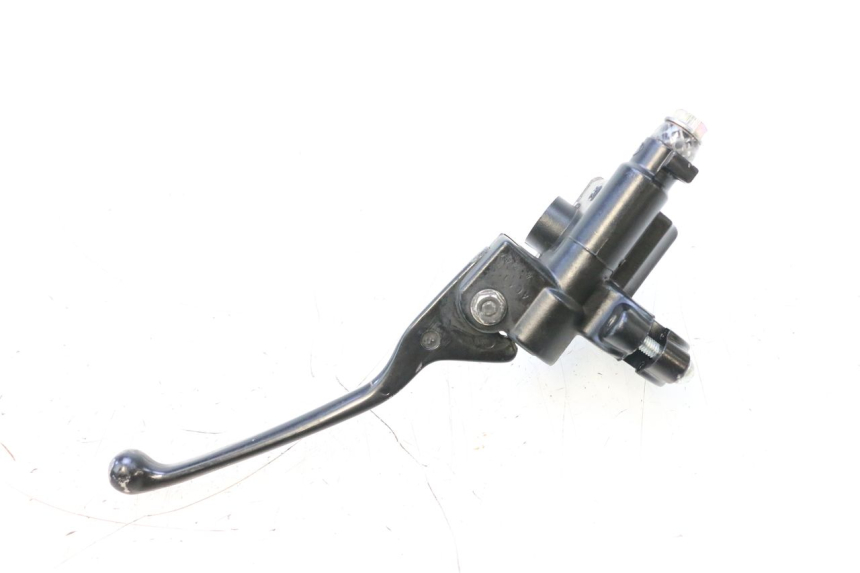 photo de MAITRE CYLINDRE AVANT APRILIA SR MOTARD 50 (2012 - 2018) - État de surface