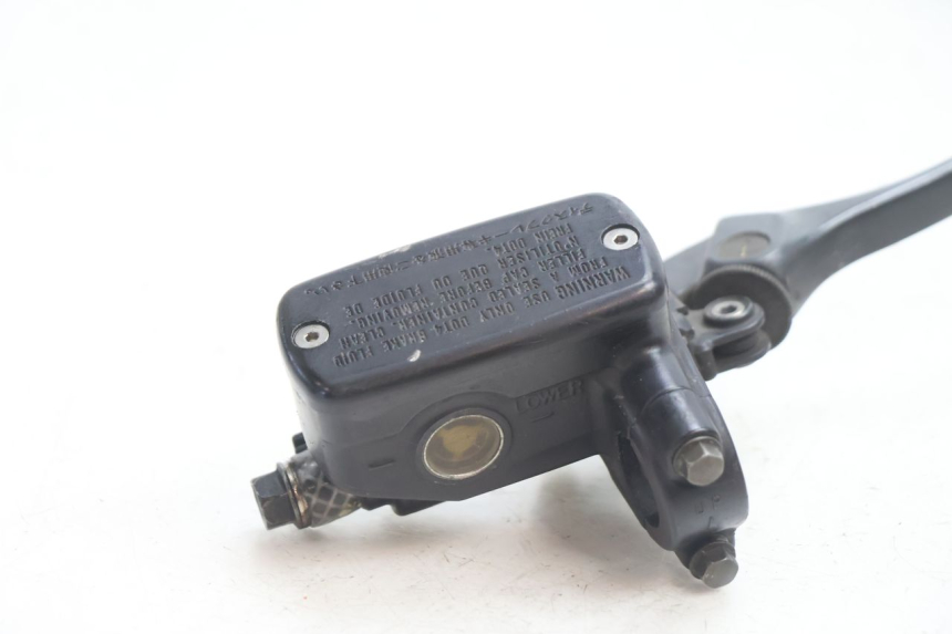 photo de MAITRE CYLINDRE AVANT HONDA ST PAN EUROPEAN 1100 (1990 - 2002) - Zoom état d’usage