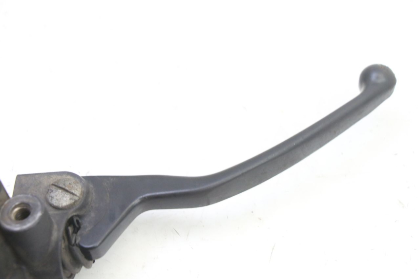 photo de MAITRE CYLINDRE AVANT PIAGGIO SUPER LX 125 (2000 - 2003) - Gros plan technique