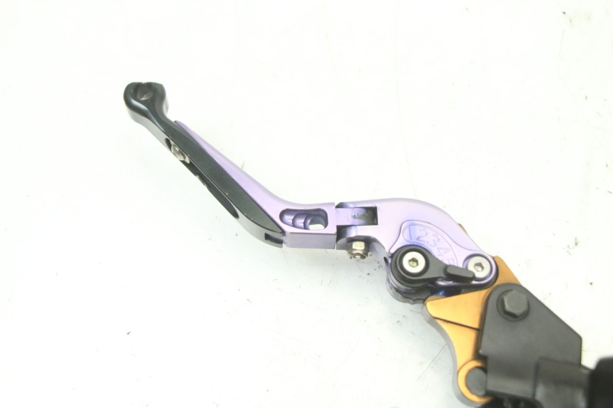 photo de MAITRE CYLINDRE AVANT SUZUKI GSX F GSXF 650 (2007 - 2015) - Détail de la pièce