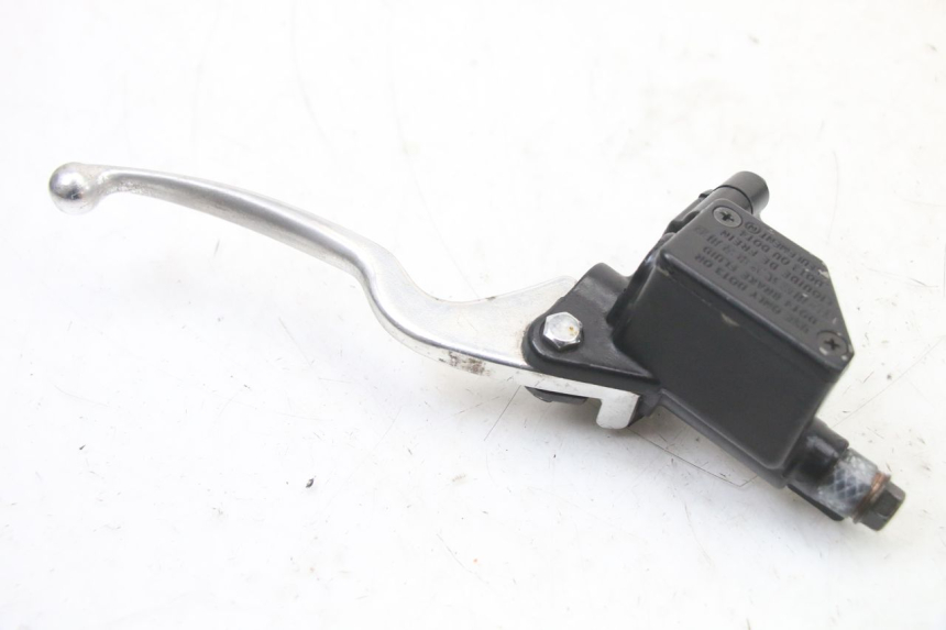 photo de MAITRE CYLINDRE AVANT SYM FIDDLE 3 III 125 (2014 - 2020) - Autre angle de vue