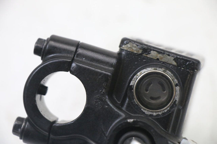 photo de MAITRE CYLINDRE AVANT SYM FIDDLE 3 III 125 (2014 - 2020) - Gros plan technique