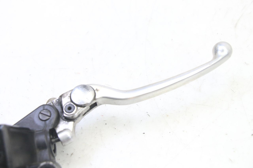 photo de MAITRE CYLINDRE AVANT YAMAHA TDM ABS 900 (2002 - 2014) - Zoom état d’usage