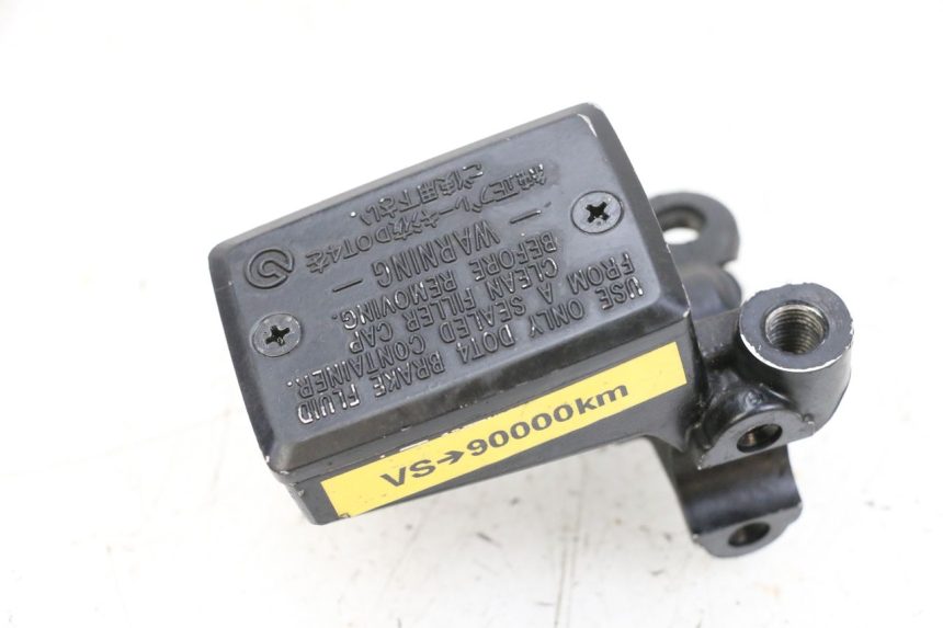 photo de MAITRE CYLINDRE AVANT YAMAHA TDM ABS 900 (2002 - 2014) - Vue d’ensemble