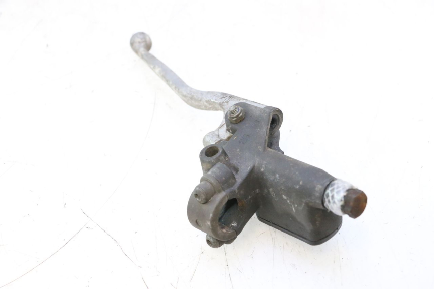 photo de MAITRE CYLINDRE AVANT PEUGEOT TKR TREKKER FURIOUS 50 (2005 - 2014) - Autre angle de vue
