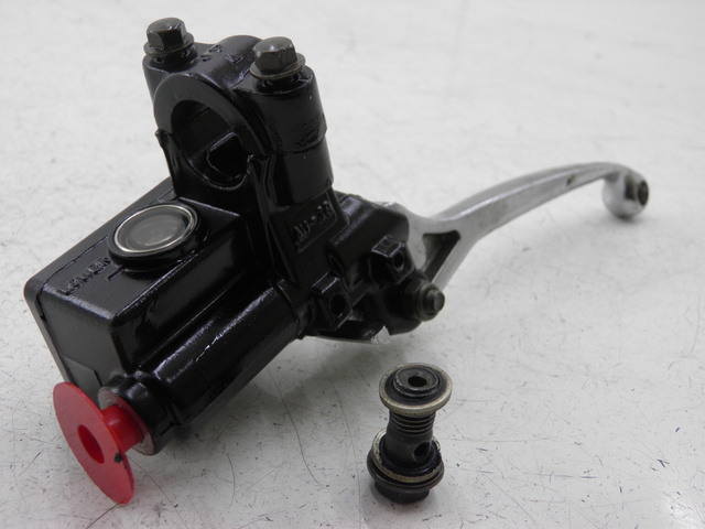 photo de MAITRE CYLINDRE AVANT TNT MOTOR ROMA 10' 4T 50 (2007 - 2018) - Autre angle de vue