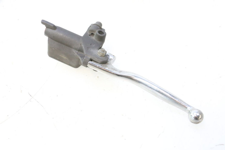 photo de MAITRE CYLINDRE AVANT PEUGEOT TREKKER 50 (1995 - 2004) - Détail de la pièce