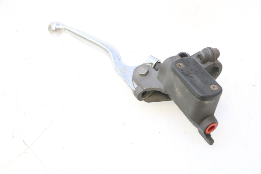 photo de MAITRE CYLINDRE AVANT PEUGEOT TREKKER 50 (1995 - 2004) - État de surface