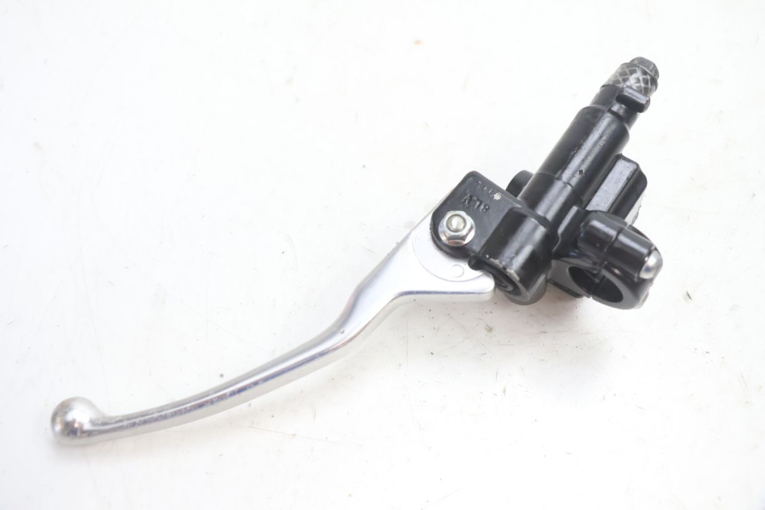 photo de MAITRE CYLINDRE AVANT PIAGGIO TYPHOON 50 (2000 - 2009) - Points de fixation