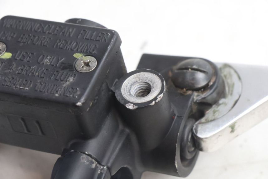 photo de MAITRE CYLINDRE AVANT PIAGGIO VESPA S 2T 50 (2007 - 2014) - Autre angle de vue