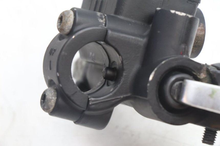 photo de MAITRE CYLINDRE AVANT PIAGGIO VESPA S 2T 50 (2007 - 2014) - Gros plan technique