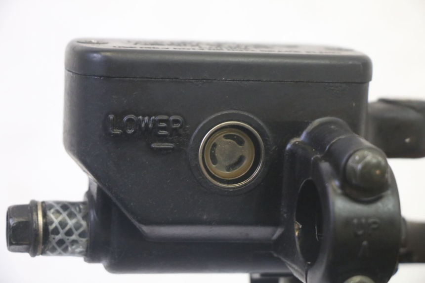 photo de MAITRE CYLINDRE AVANT DAELIM VJ ROADWIN FI 125 (2008 - 2017) - Autre angle de vue