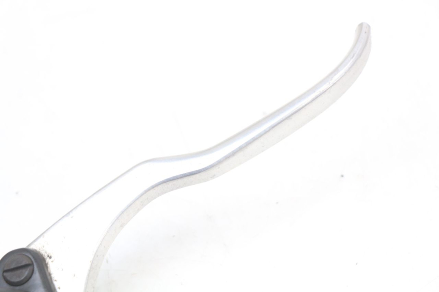 photo de MAITRE CYLINDRE AVANT SUZUKI VL INTRUDER 125 (2004 - 2007) - Autre angle de vue