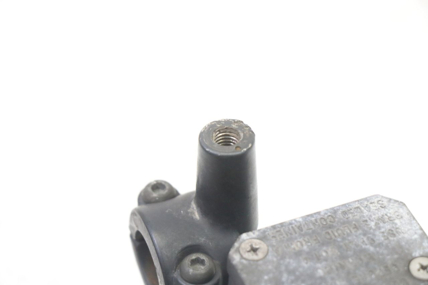 photo de MAITRE CYLINDRE AVANT YAMAHA XMAX X-MAX 125 (2006 - 2009) - Détail de la pièce