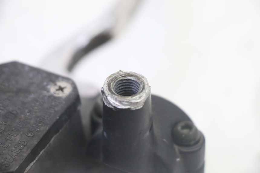 photo de MAITRE CYLINDRE AVANT YAMAHA X-MAX XMAX 125 (2010 - 2013) - Zoom état d’usage