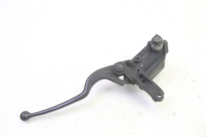 photo de MAITRE CYLINDRE AVANT YAMAHA X-MAX XMAX 125 (2010 - 2013) - Vue d’ensemble