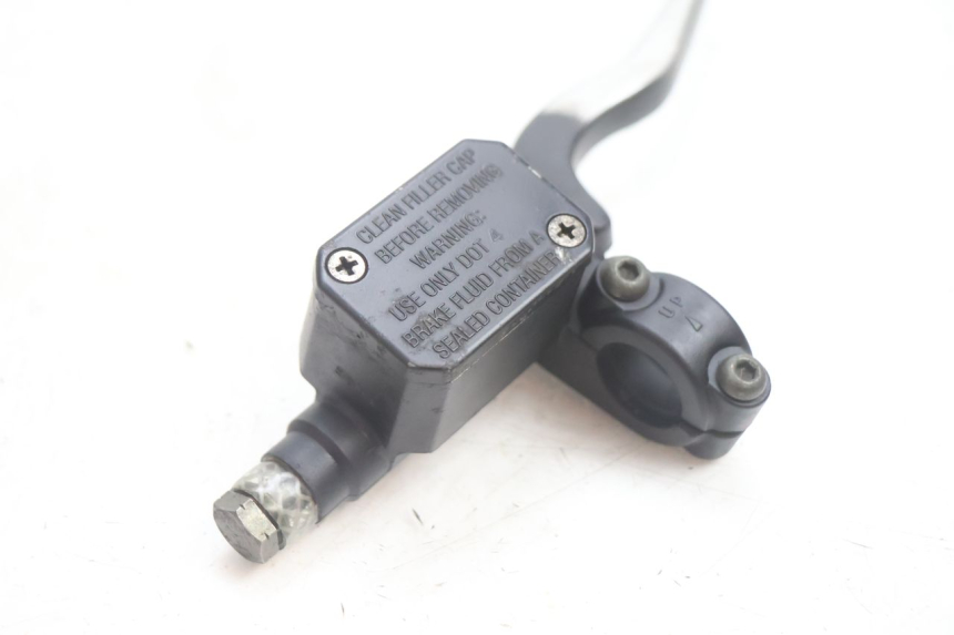 photo de MAITRE CYLINDRE AVANT PIAGGIO X9 EVOLUTION 125 (2003 - 2007) - Autre angle de vue