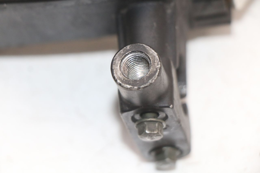 photo de Master cylinder front KYMCO XCITING 250 (2006 - 2009) - Autre angle de vue