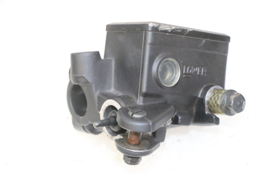 photo de MAITRE CYLINDRE AVANT YAMAHA XJ6 ABS 600 (2008 - 2016) - Détail de la pièce