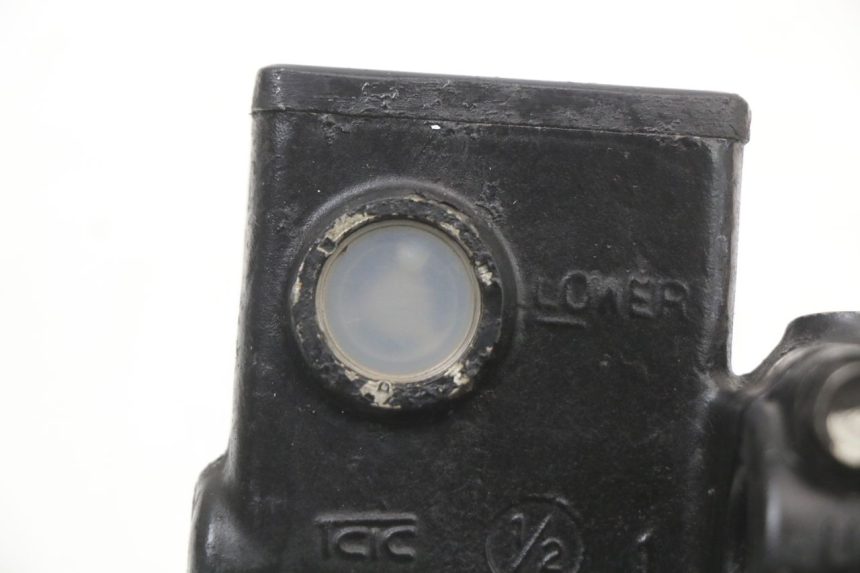 photo de Master cylinder avant HYOSUNG XRX 125 (2000 - 2008) - Points de fixation