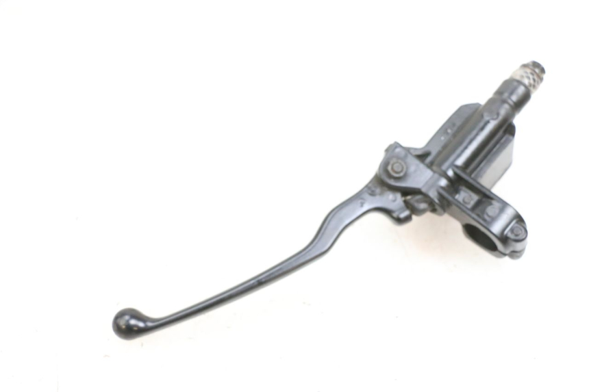 photo de MAITRE CYLINDRE AVANT YAMAHA YP MAJESTY 125 (2002 - 2006) - Zoom état d’usage