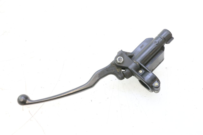 photo de MAITRE CYLINDRE AVANT YAMAHA YP MAJESTY 125 (1998 - 2001) - Vue d’ensemble
