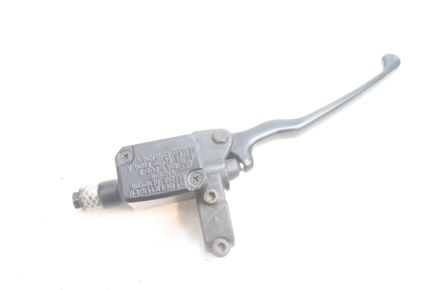 photo de MAITRE CYLINDRE AVANT YAMAHA YP MAJESTY 125 (2002 - 2006) - Vue principale