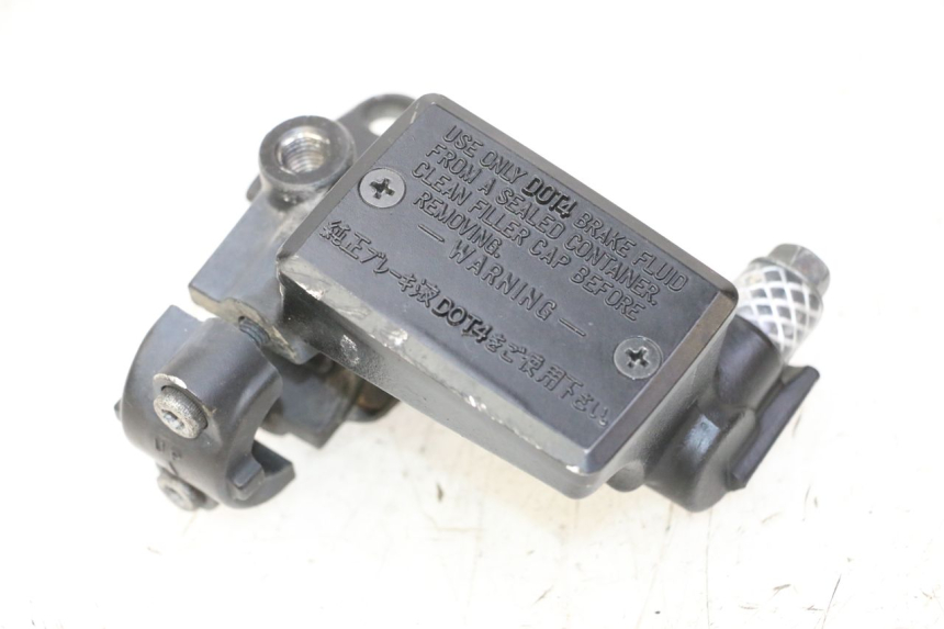 photo de MAITRE CYLINDRE EMBRAYAGE YAMAHA FJR ABS 1300 (2016 - 2020) - Détail de la pièce