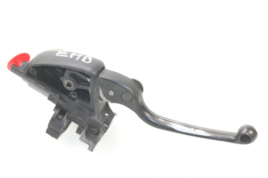 photo de MAITRE CYLINDRE EMBRAYAGE BMW R RT ABS 1150 (2000 - 2004) - Gros plan technique