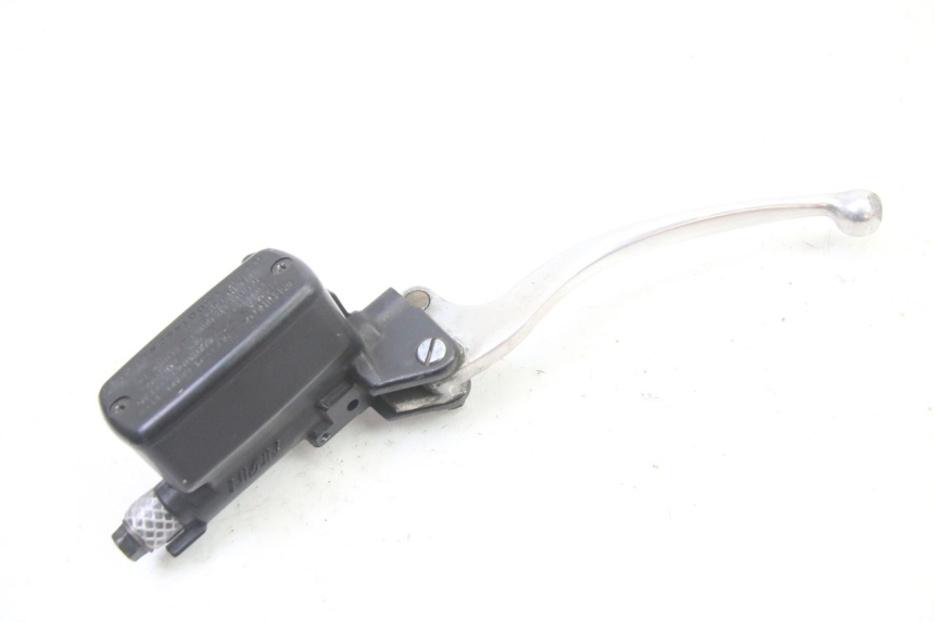 photo de MAITRE CYLINDRE EMBRAYAGE HONDA ST PAN EUROPEAN 1300 (2002 - 2013) - Gros plan technique