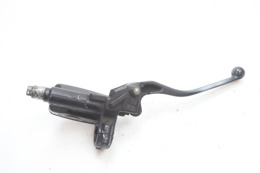 photo de MAITRE CYLINDRE EMBRAYAGE HONDA ST PAN EUROPEAN 1100 (1990 - 2002) - Vue d’ensemble