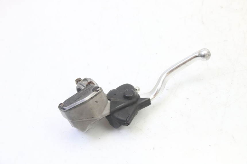 photo de MAITRE CYLINDRE EMBRAYAGE KTM SX 85 (2013 - 2017) - Gros plan technique